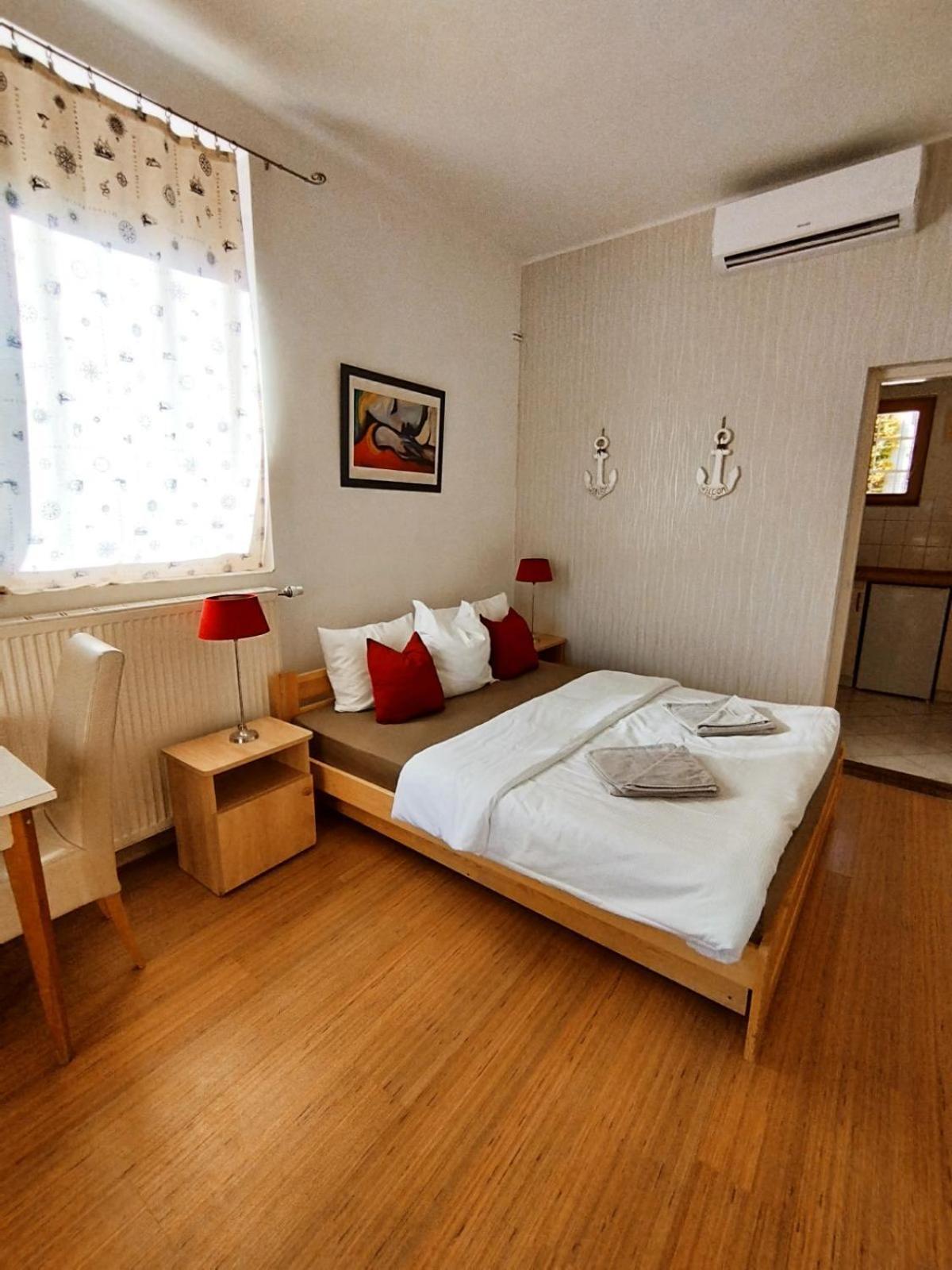 Apartman Vitorlas Vendeghaz バラトンフレド エクステリア 写真