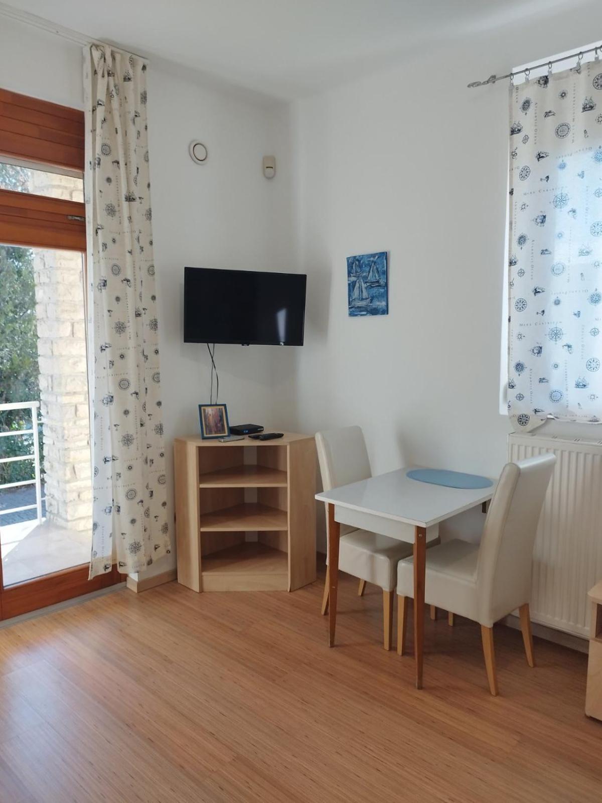 Apartman Vitorlas Vendeghaz バラトンフレド エクステリア 写真